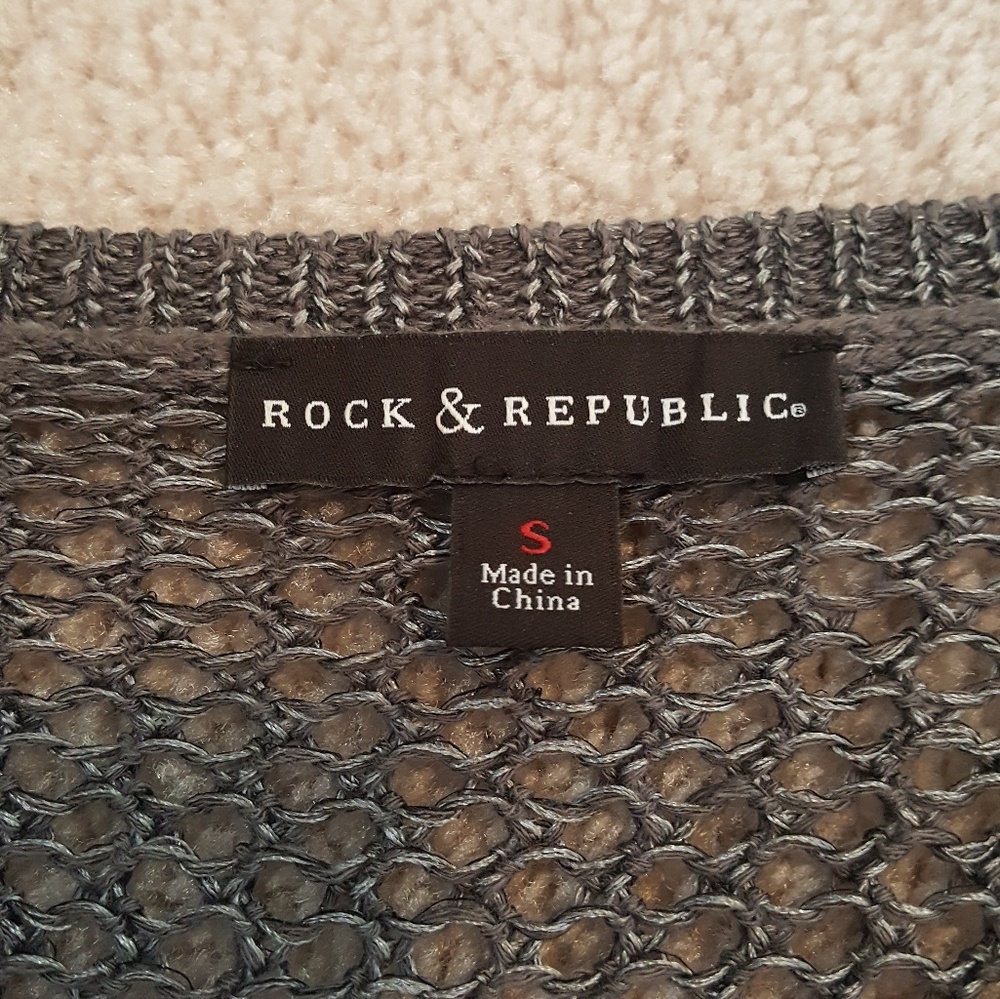 Sweater - Picture 3 of 5